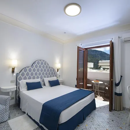 Hotel Casa Albertina Positano Exterior foto